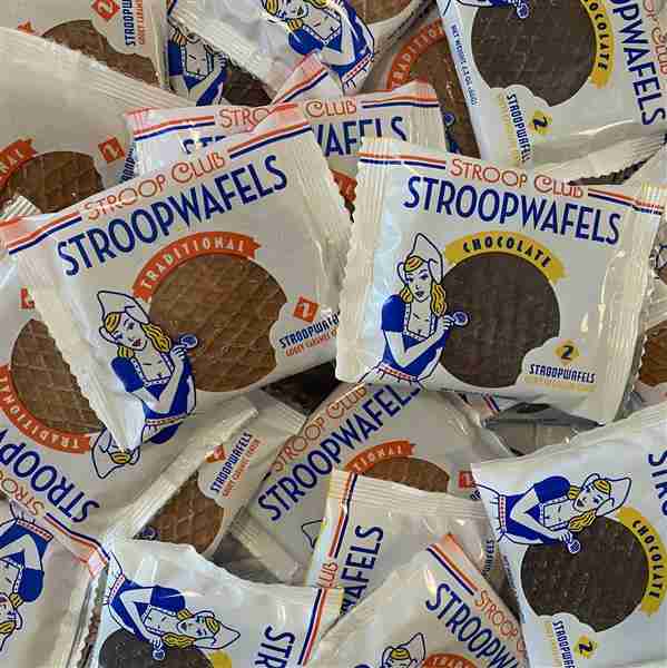 HIKAKLN4J6-StroopClub_TraditionalandChocolate_square