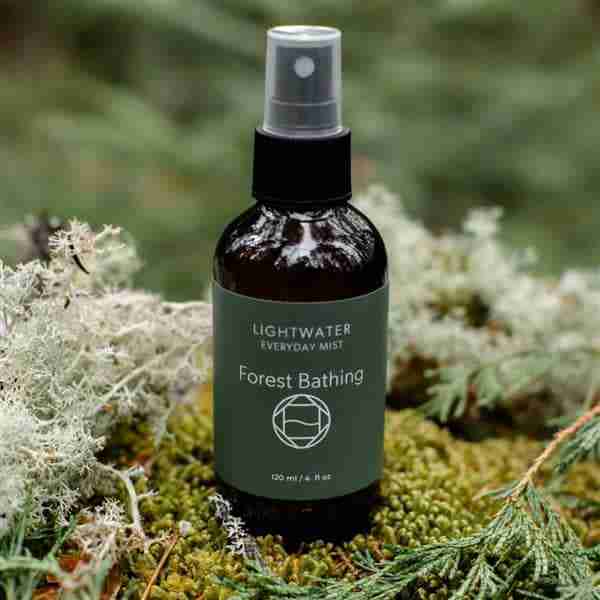 L5O3Y9X68A-forest-bathing-everyday-mist-2