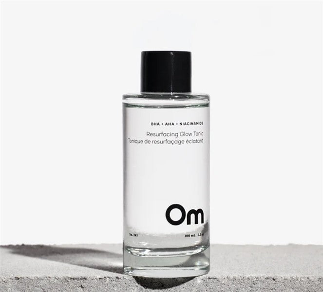 OM Organics BHA + AHA + Niacinamide Resurfacing Glow Tonic, 100Ml