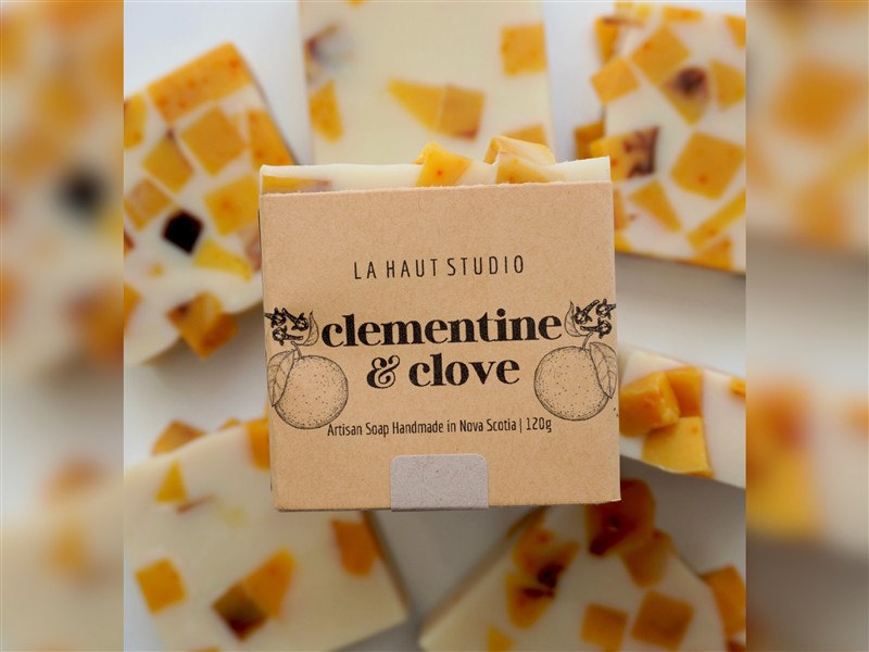La Haut Studio - Clementine And Clove