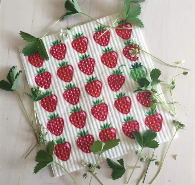 Square Love Swedish Sponge Cloths - Strawberries