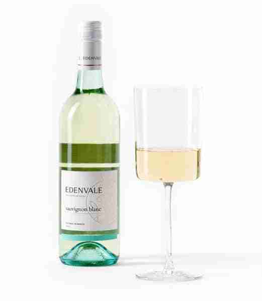 YBB6SD70YY-sauvignonblanc