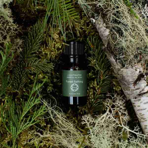 ZJ111Z21NX-forest-bathing-essential-oil-1